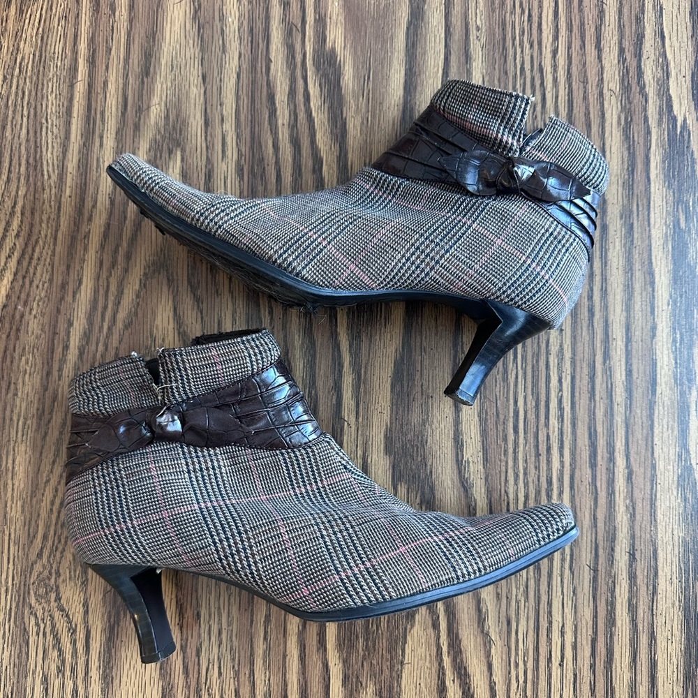Plaid Ankle Boots with Heel & Leather Bow Accent